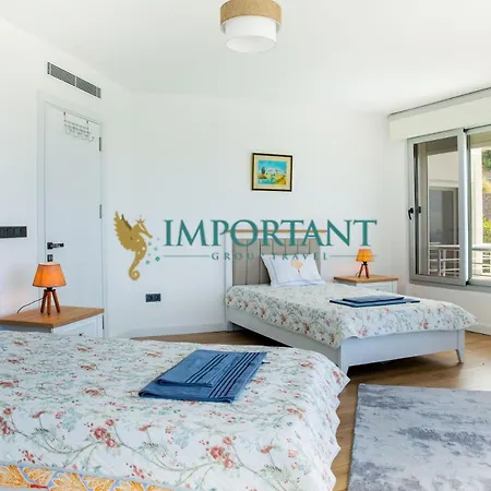 Bd4123 Five Bedroomed With Pool And Sea View