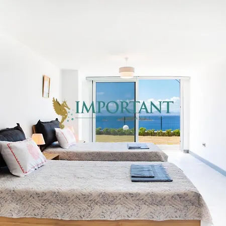 Bd4123 Five Bedroomed With Pool And Sea View 빌라