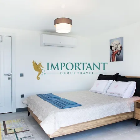 빌라 Bd4123 Five Bedroomed With Pool And Sea View *