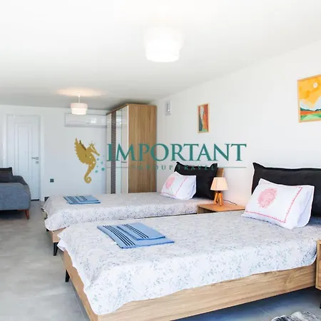 빌라 Bd4123 Five Bedroomed With Pool And Sea View Bodrum